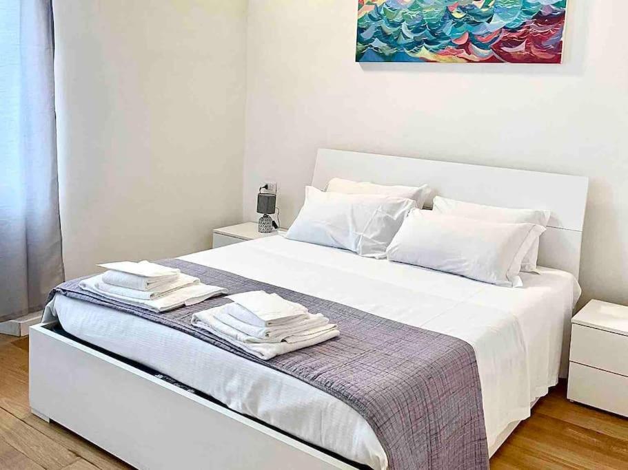 Isola - Garibaldi Lovely Apt. With Netflix And Wifi Milano Esterno foto