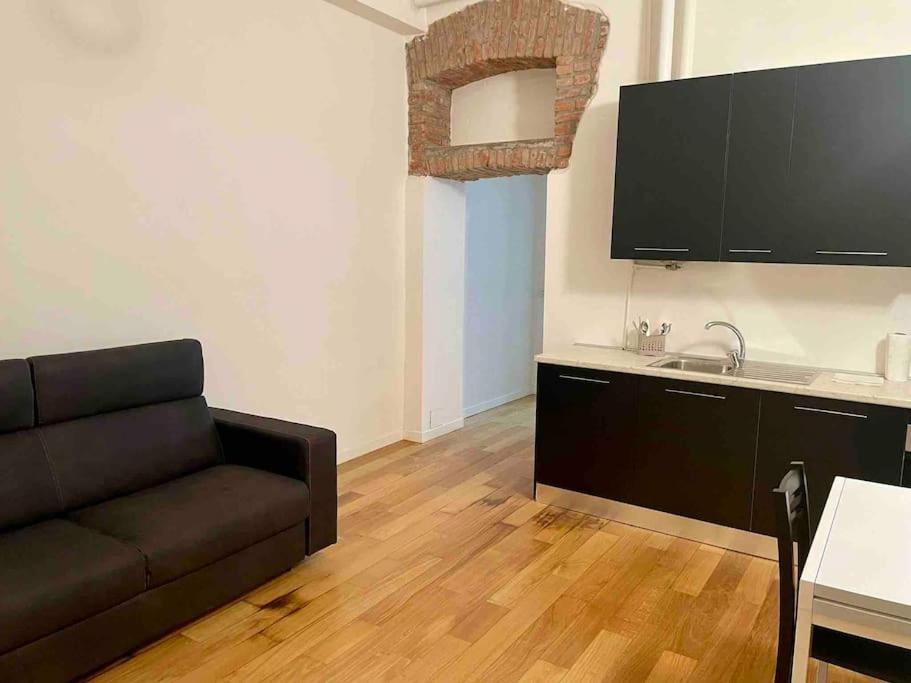 Isola - Garibaldi Lovely Apt. With Netflix And Wifi Milano Esterno foto