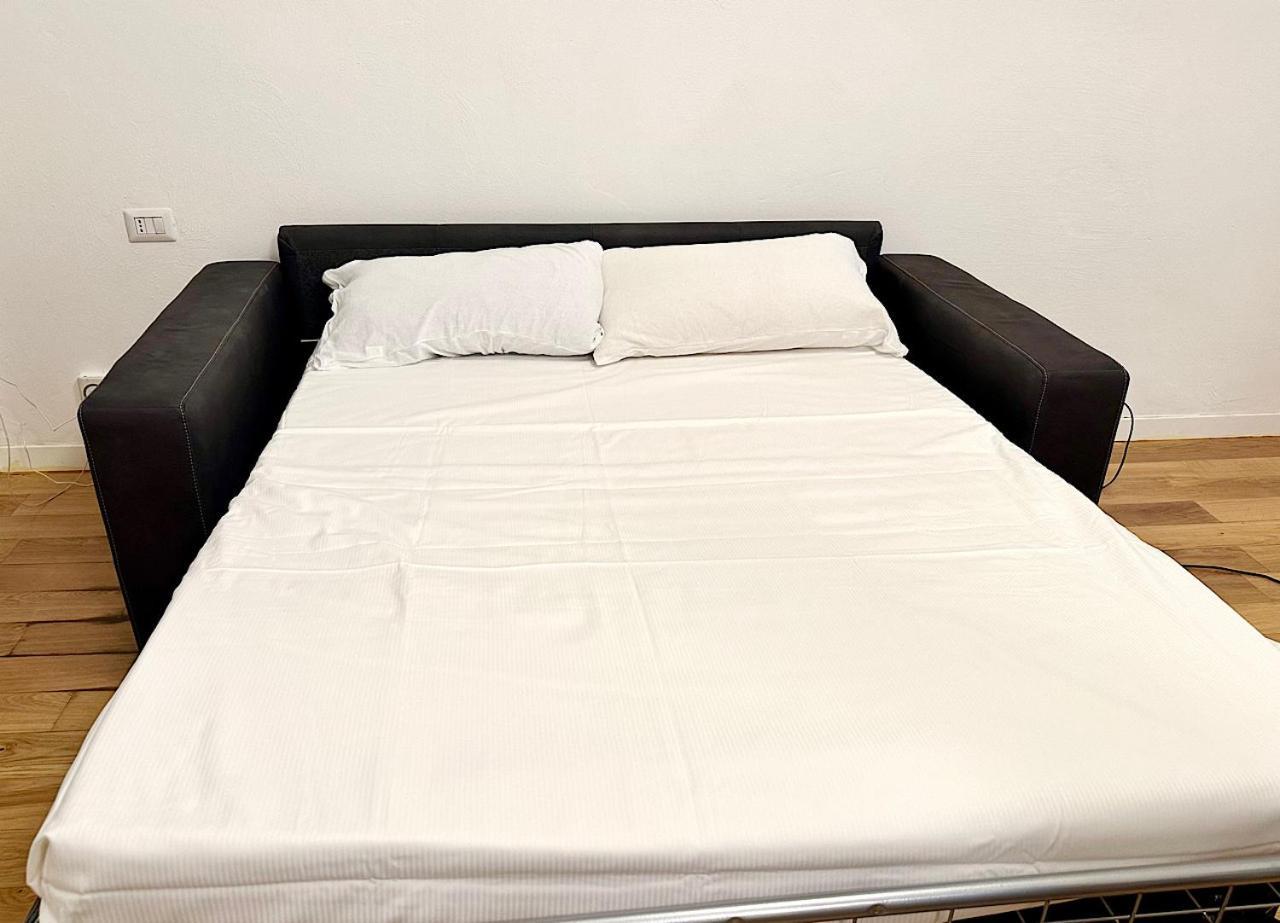 Isola - Garibaldi Lovely Apt. With Netflix And Wifi Milano Esterno foto